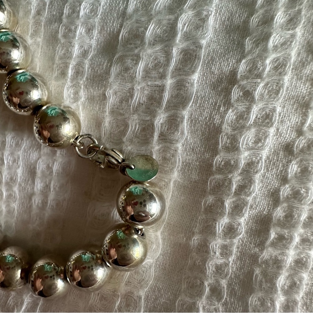 SET Tiffany’s Hardware Bead Necklace and Bracelet - Picture 4 of 8